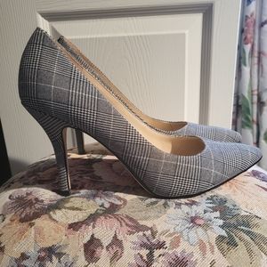 Nine West tartan heels size 10